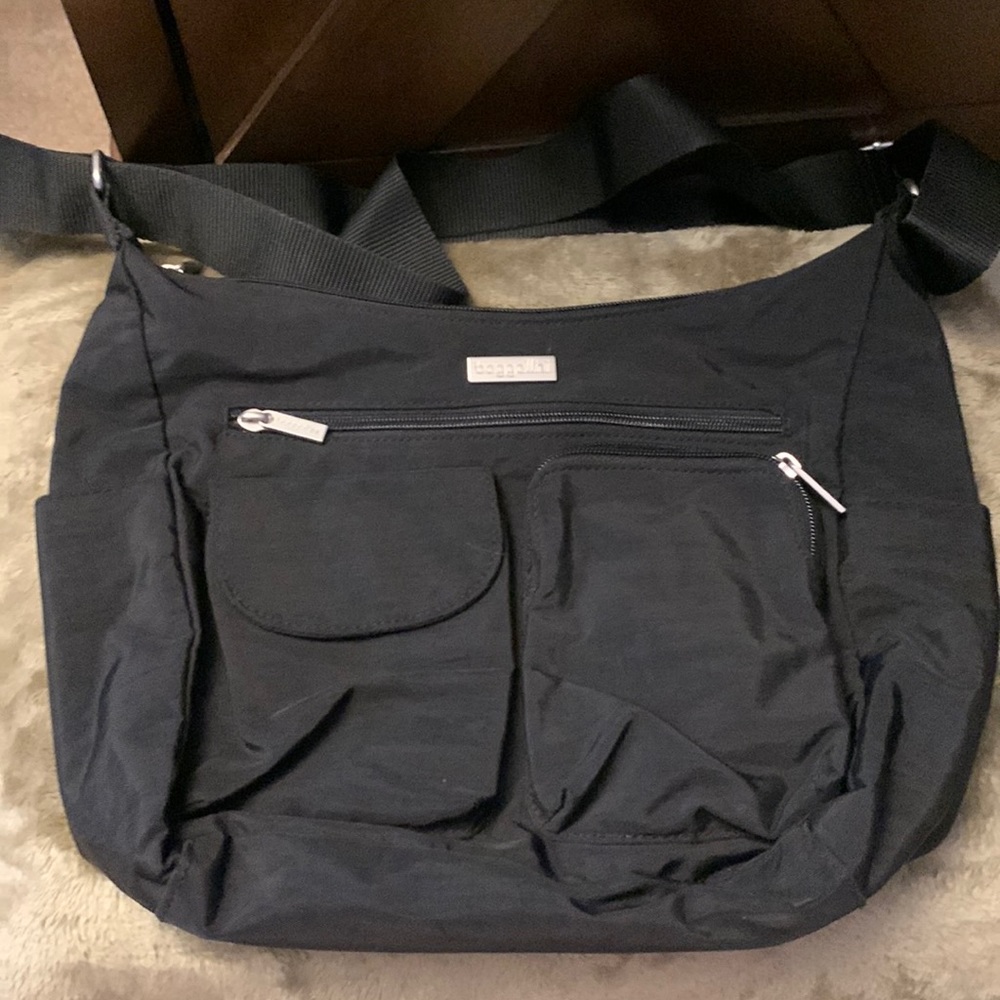Baggallini crossbody bag.